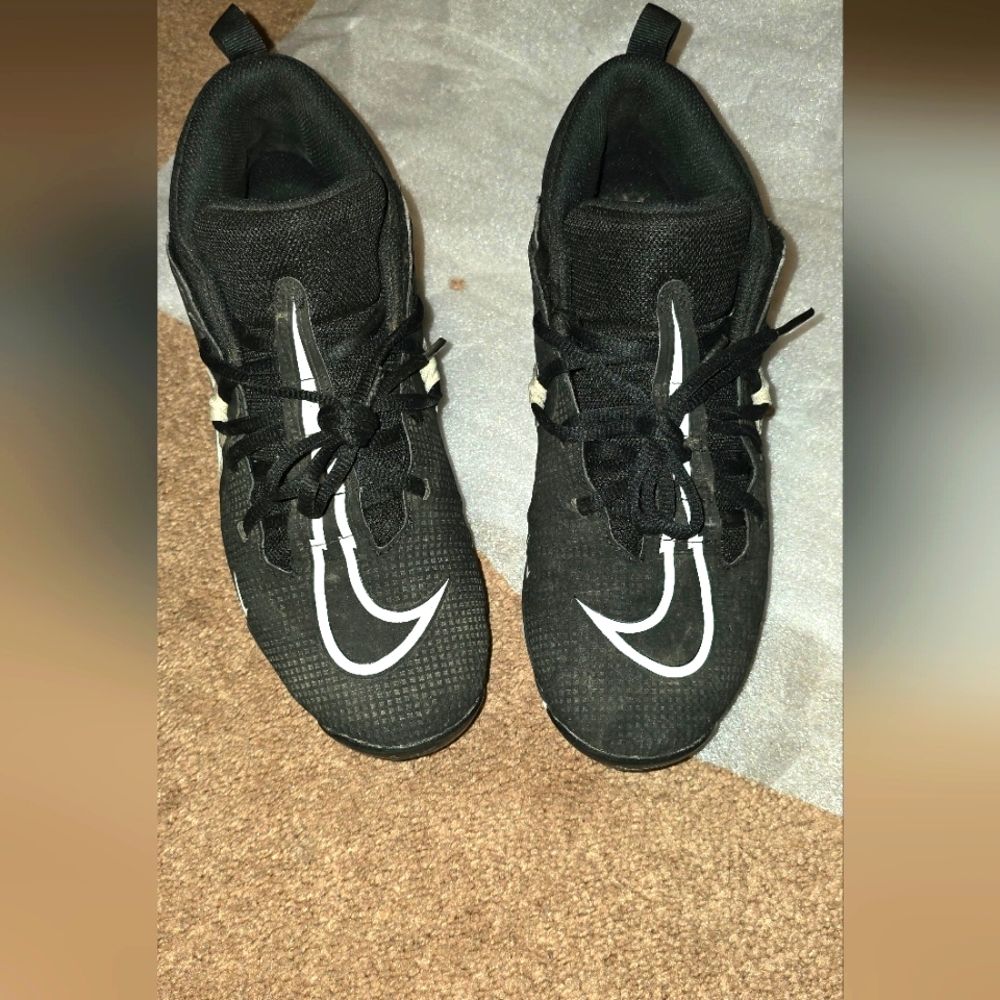 Nike Alpha Menace 3 Shark Low Black White Football Cleats Mens 8Wide